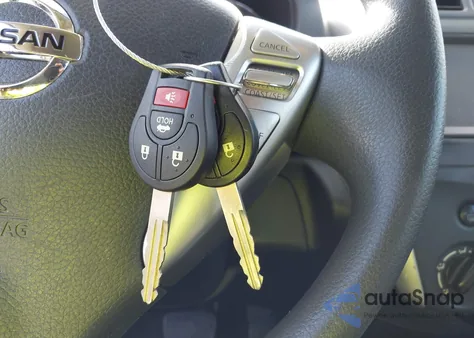 2019 Nissan Versa 1.6 Sv z USA, uszkodzony, nr VIN 3N1CN7AP2KL835741